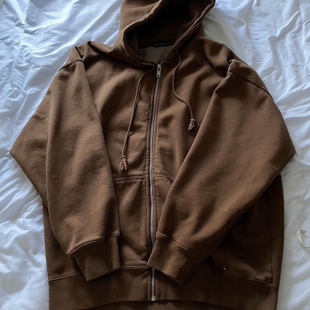 brandy melville christy hoodie 🤎🤎